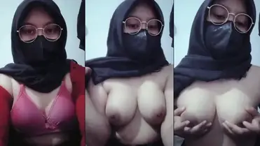 Jilbab Cantik Suara Desah Nyaring Digenjot Sampai Nangis poster