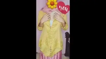 Live Ukhti Kebaya Hijab Pink Berani Penonton Membludak poster